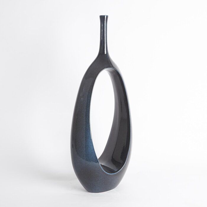 Ceramic Vase thumbnail 3