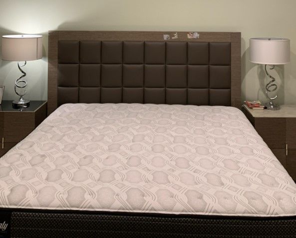 Customer Bed thumbnail 3