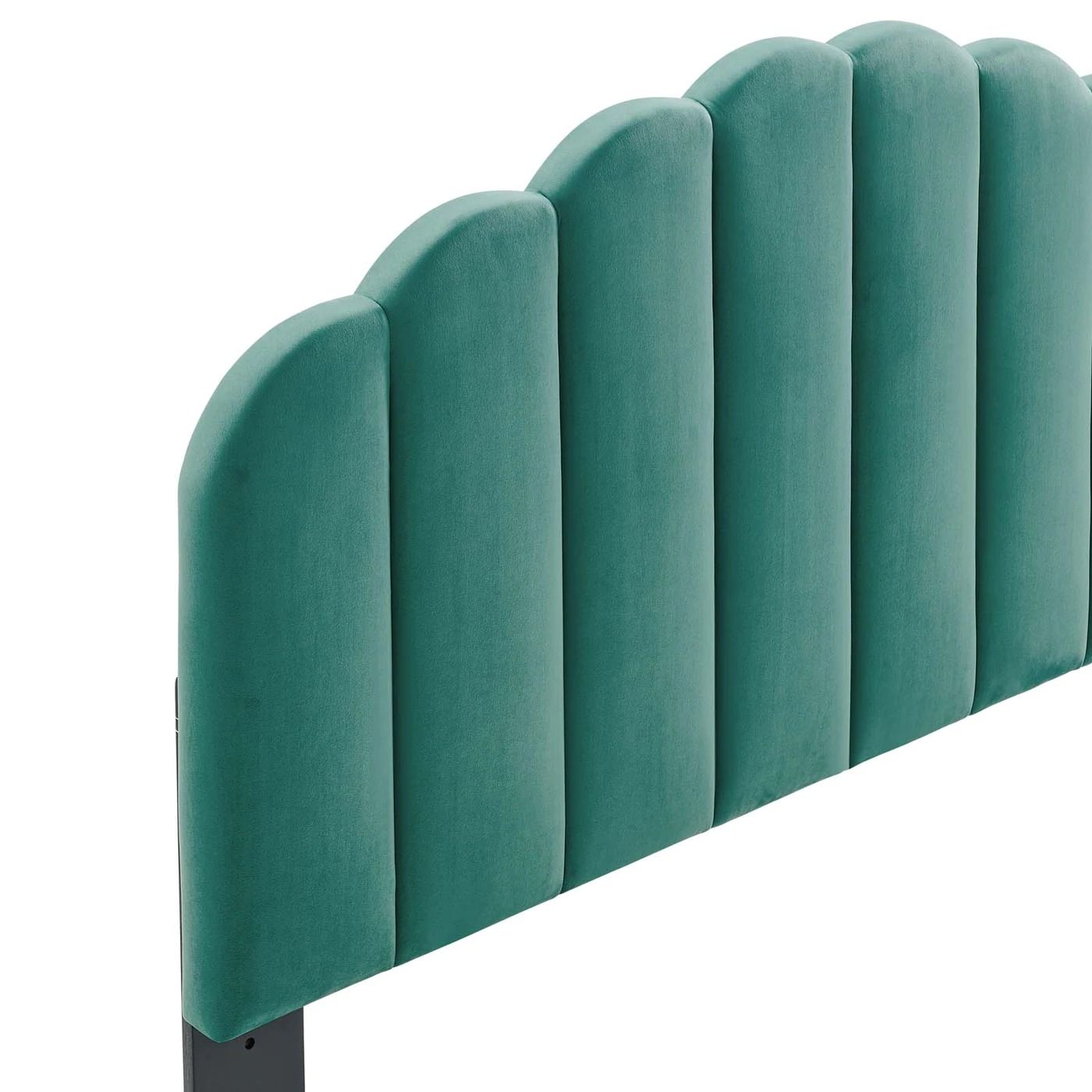 Halethorpe Upholstered Panel-King thumbnail 4