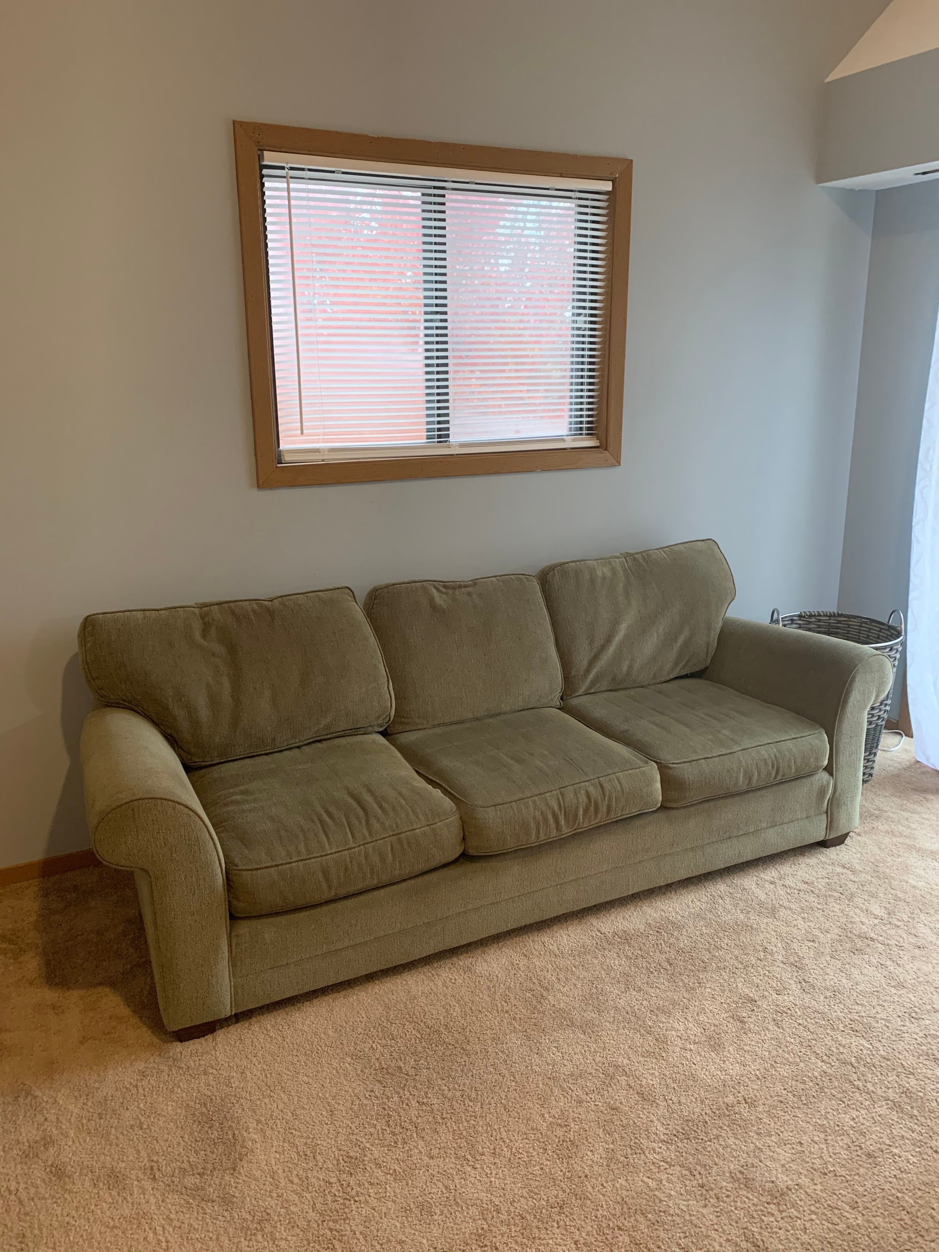Customer Sofa thumbnail 2