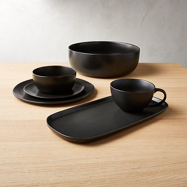 CRISP MATTE BLACK RECTANGULAR PLATTER thumbnail 4