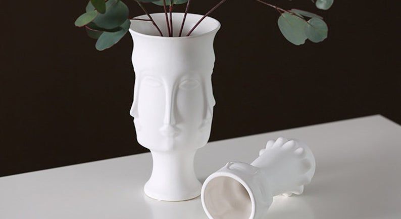 Multi face Morden vase thumbnail 4