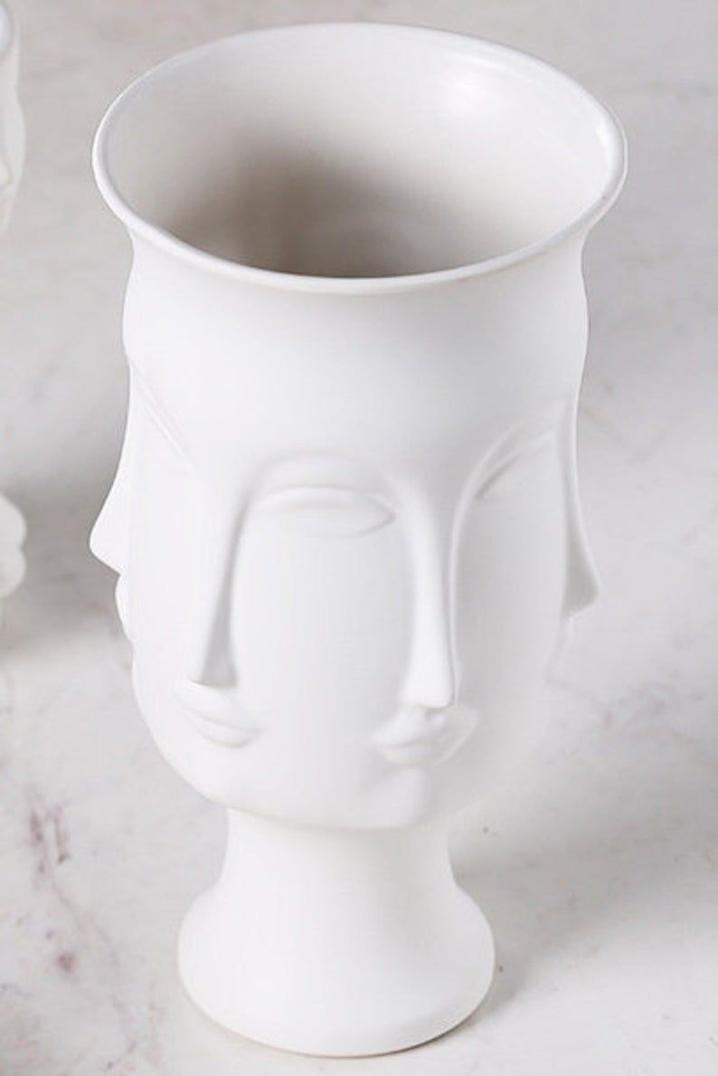 Multi face Morden vase thumbnail 8