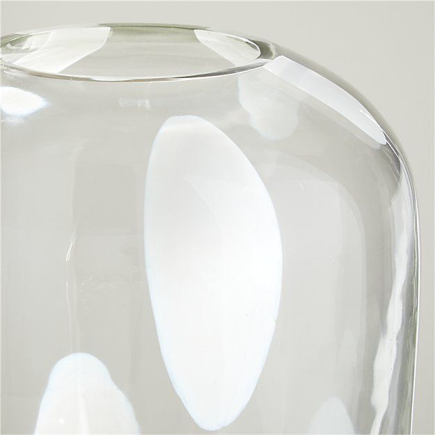 Voir Clear Glass Vase thumbnail 3