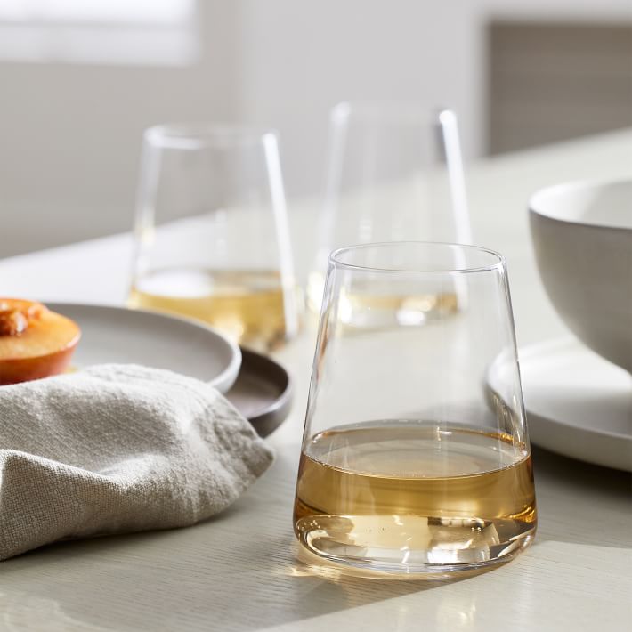 Horizon Red wine Glass Set of 4 thumbnail 2