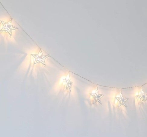 Farmhouse Twinkle Stars LED Lighted Garland by The Peanutshell thumbnail 2