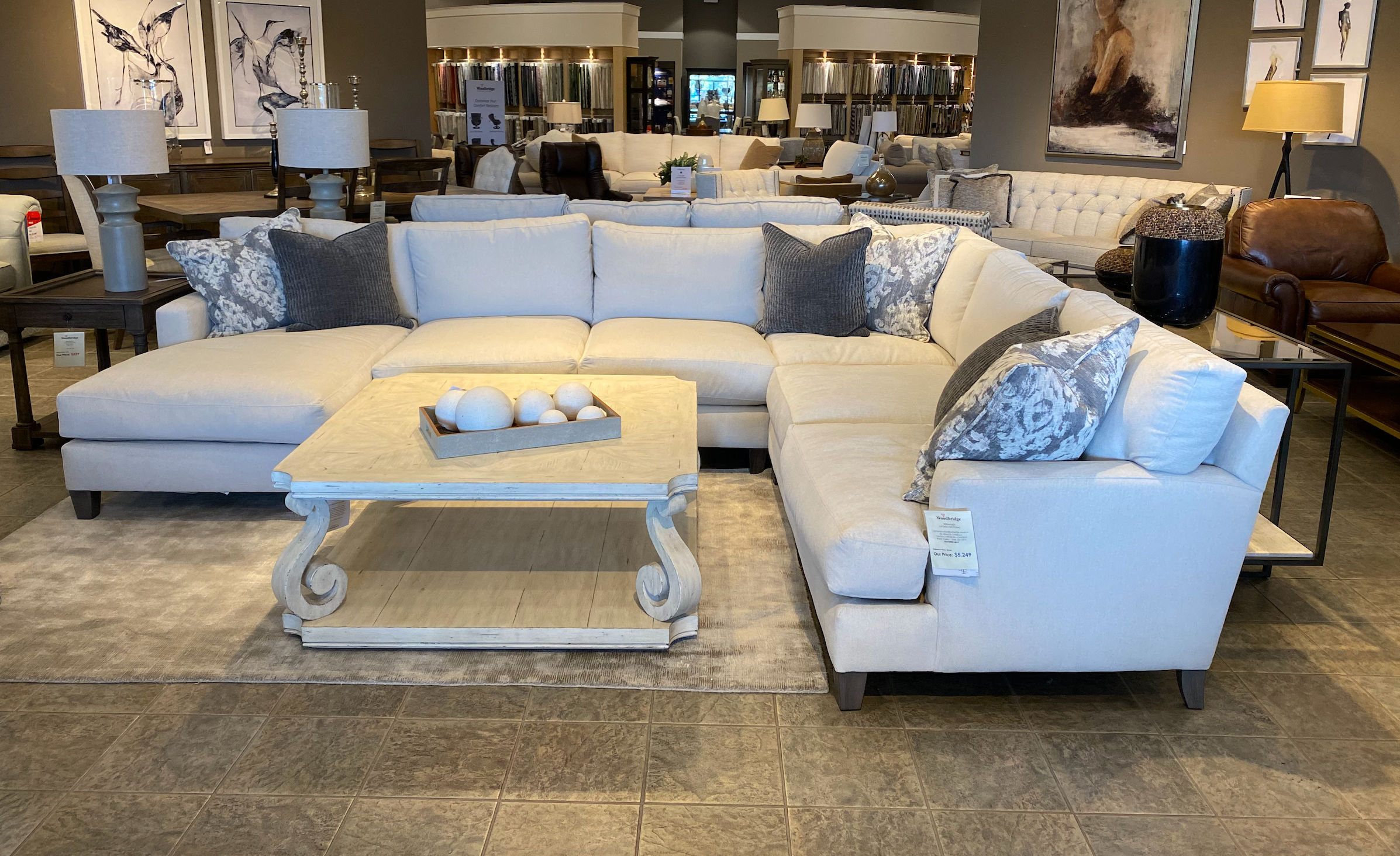 Customer sectional sofa  thumbnail 3