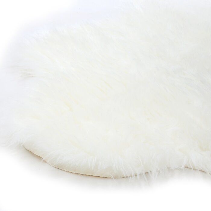Ahamed Polar Bear Pelt White Area Rug thumbnail 3