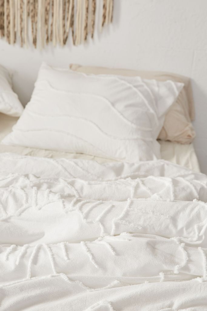 Margot Tufted Floral Comforter thumbnail 3