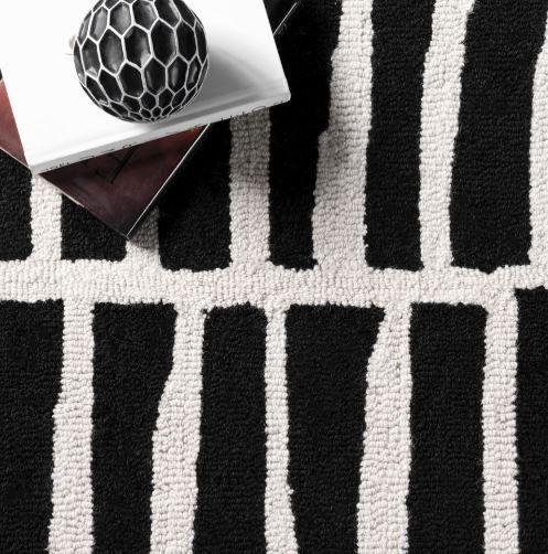Black Irregular Parallel Bars Area Rug-5'x8' thumbnail 4