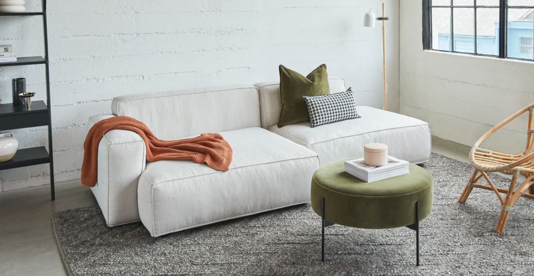 Solae Chill White Left Sectional thumbnail 5