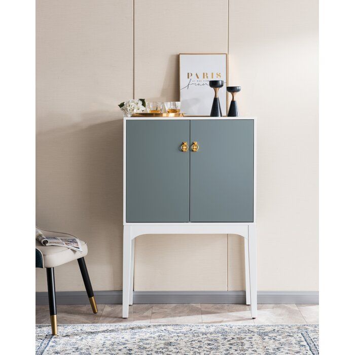 Piner Bar with Wine Storage thumbnail 4