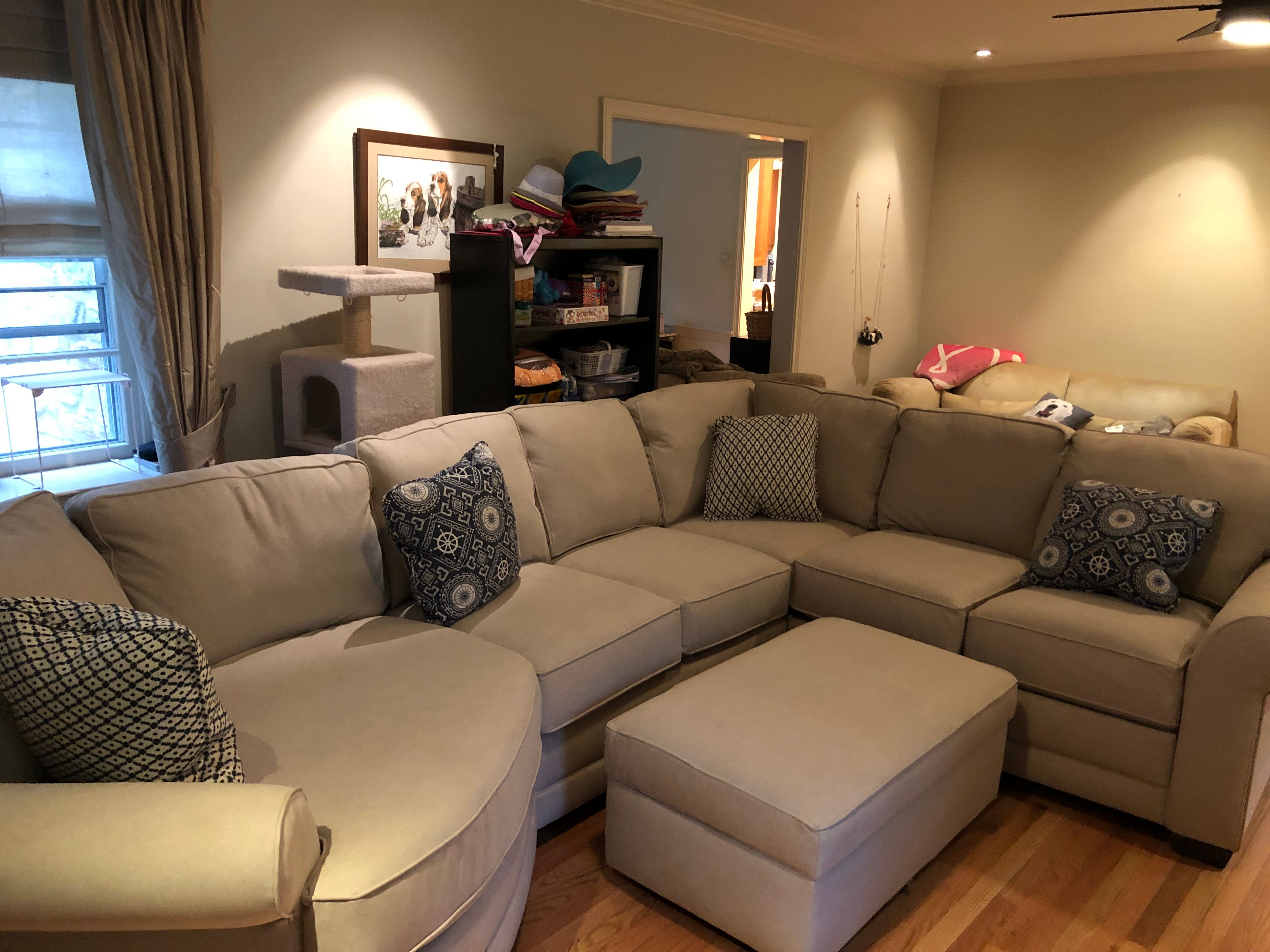 Customer_sofa thumbnail 2