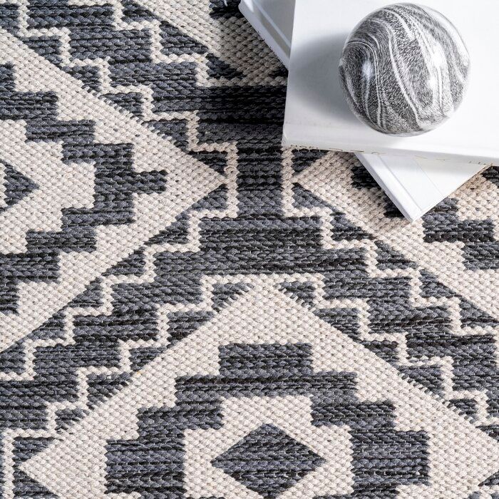 Kleiber Geometric Handmade Flatweave Cotton Area Rug-6'x9' thumbnail 2