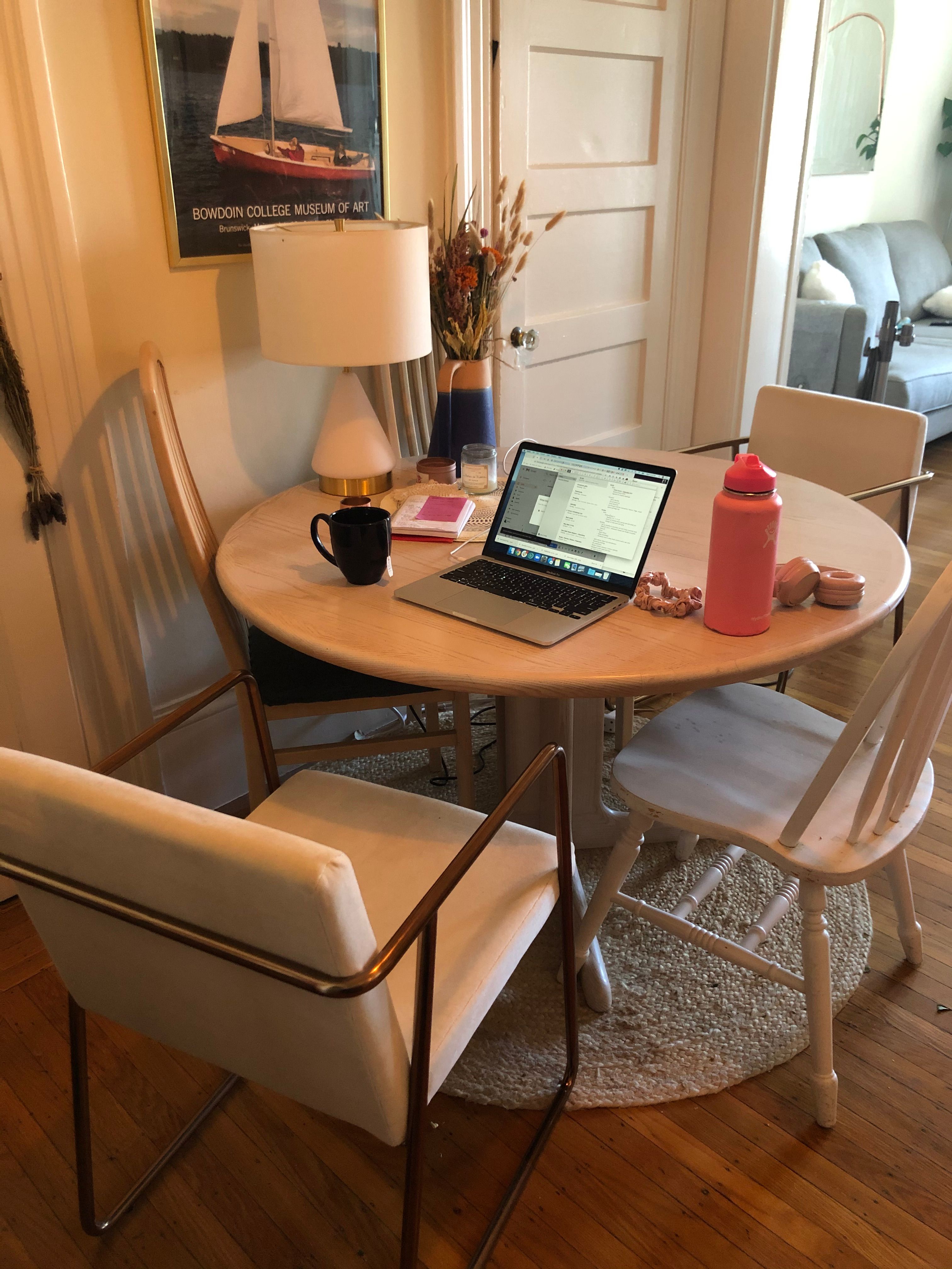 Customer_dining_chair thumbnail 2