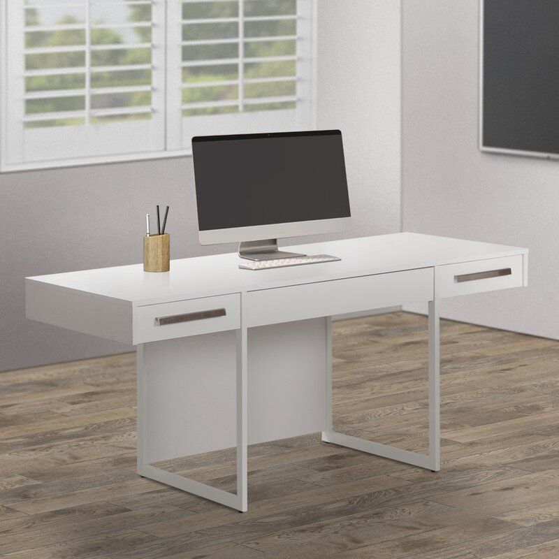 Uriegas Desk thumbnail 4