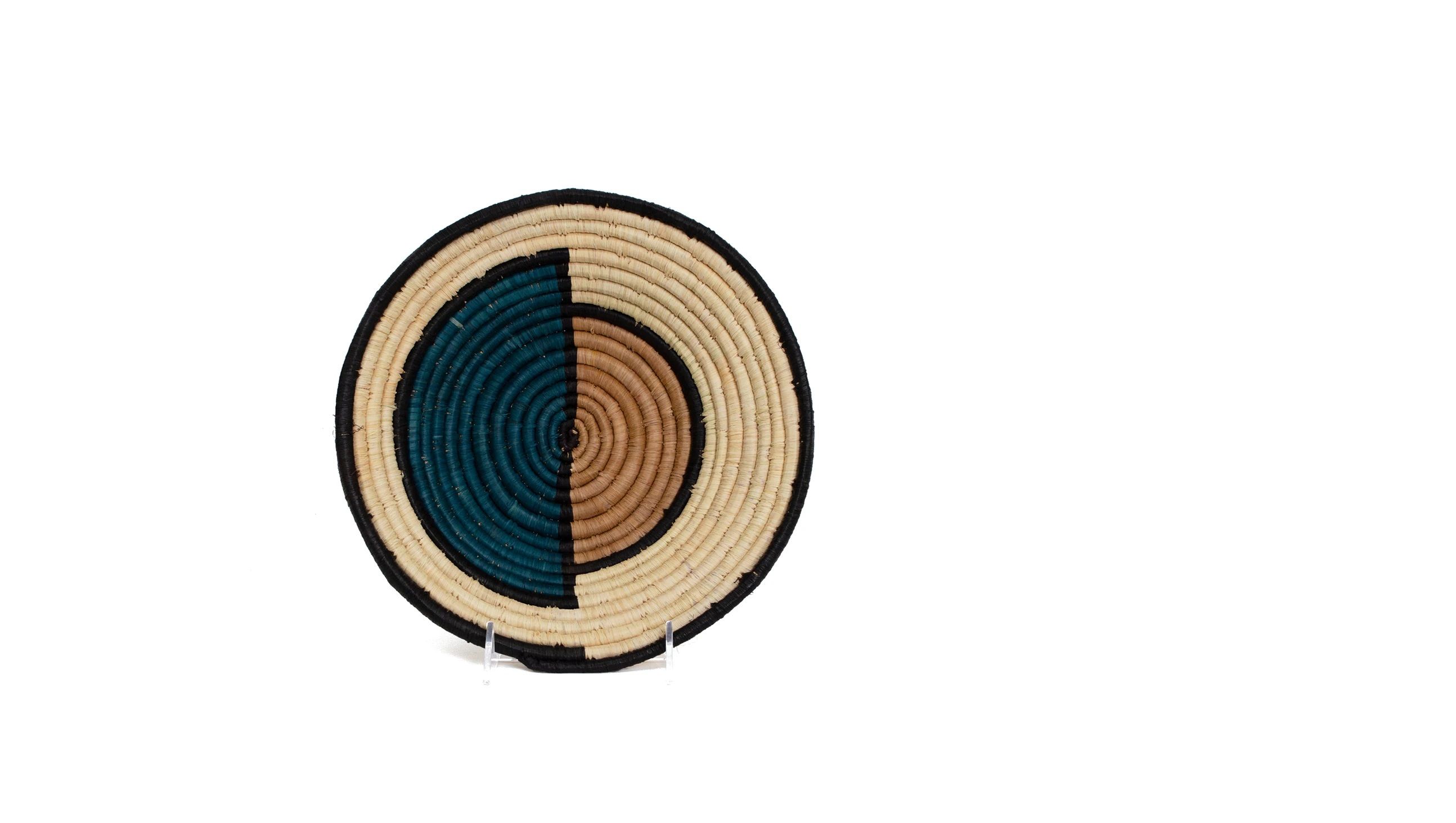 Medium Camel Soleil Round Basket thumbnail 2