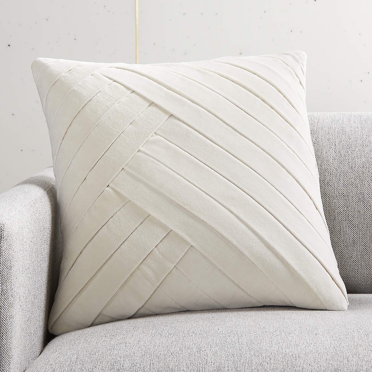 LEGER VELVET PILLOW IVORY thumbnail 3
