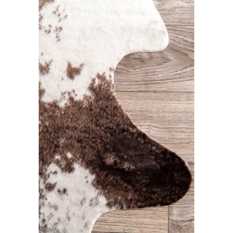 Lassic Brown Area Rug thumbnail 3