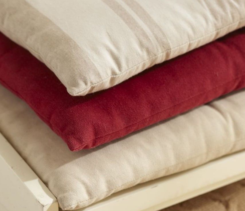Samantha Tufted Bench Cushion With Insert-48.5"x1.25" thumbnail 2