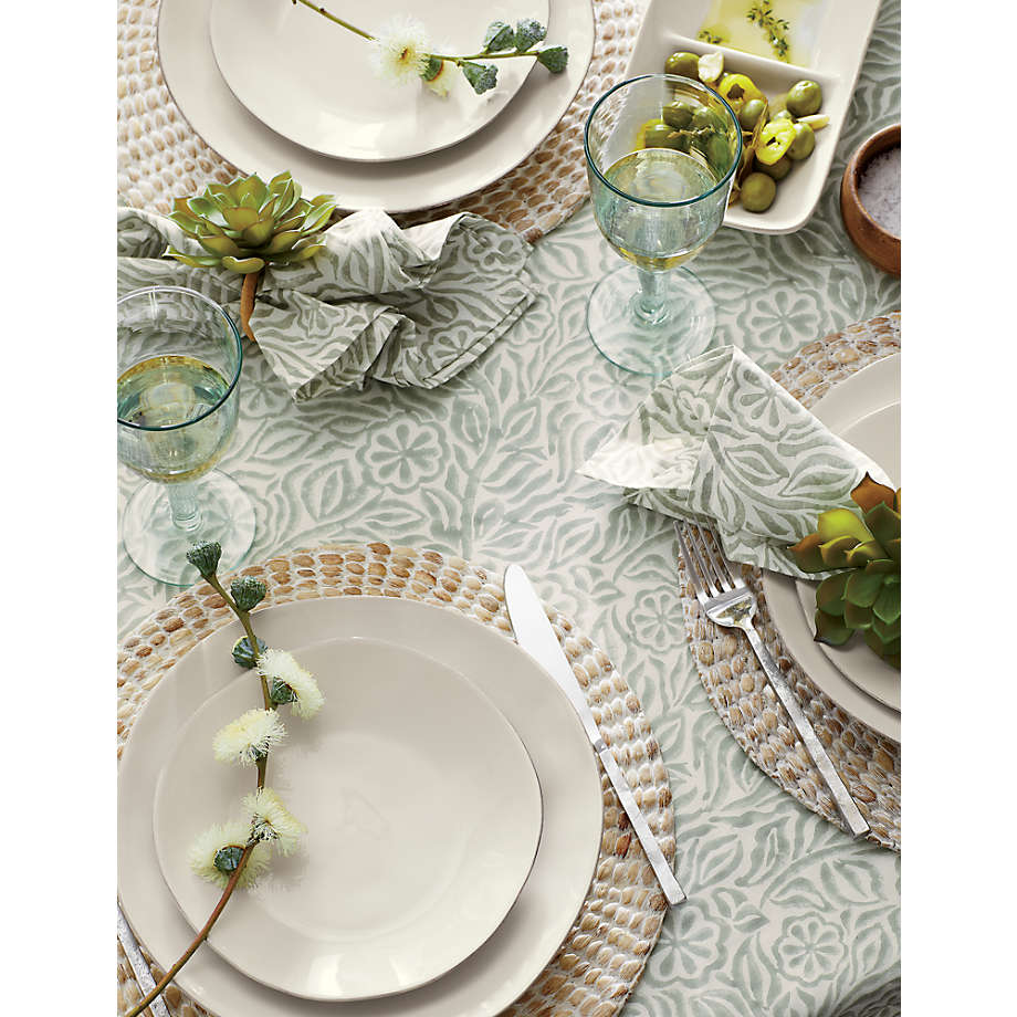 Whitewash Water Hyacinth Round Placemat thumbnail 6