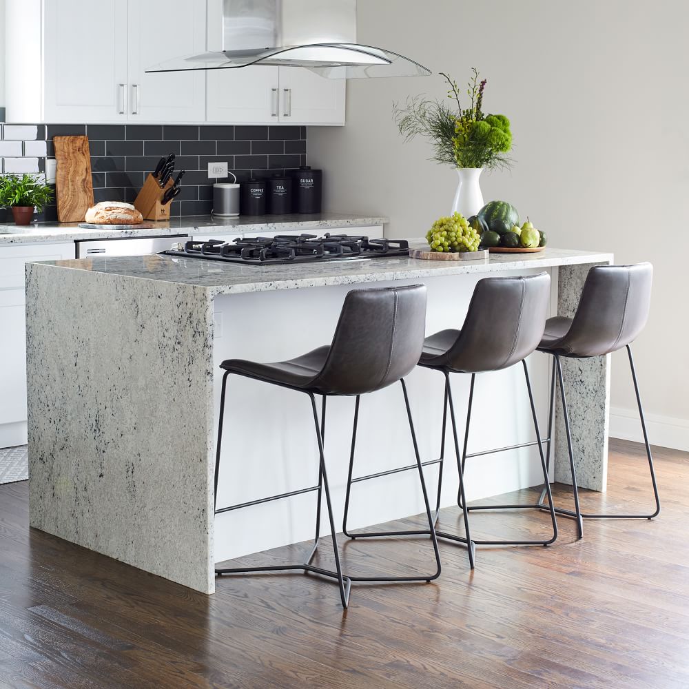 Slope Leather Bar And Counter Stools thumbnail 4