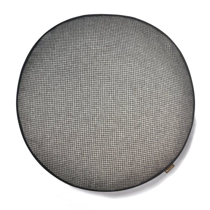 Cordelia Dog Bed thumbnail 3