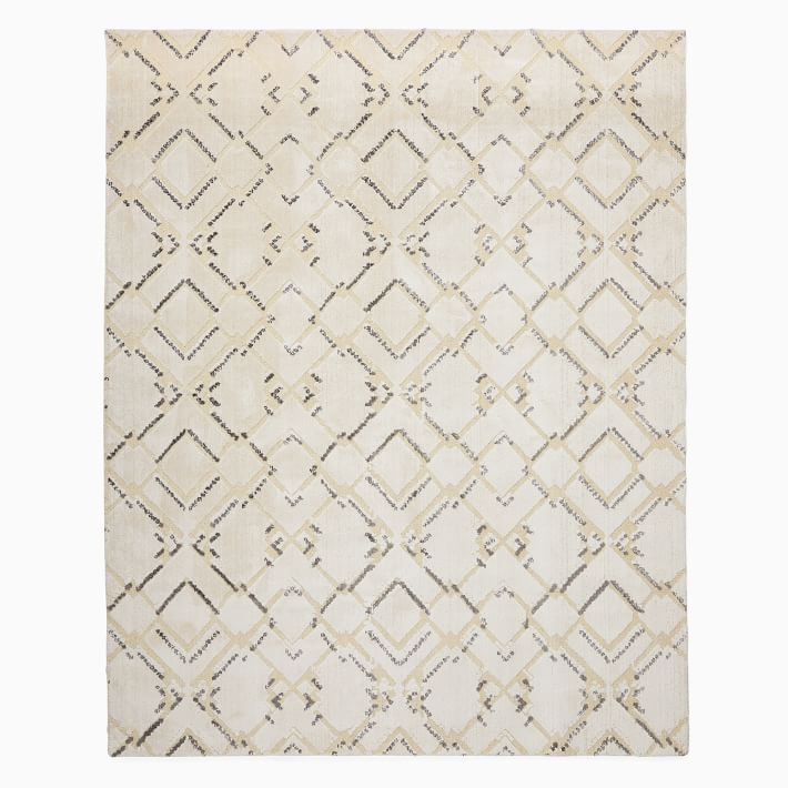 Dotted Lattice Rug thumbnail 2
