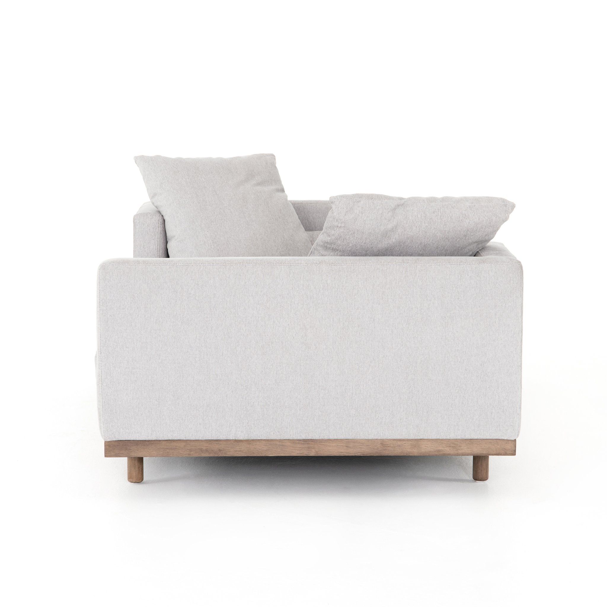 Brandie Chaise thumbnail 2