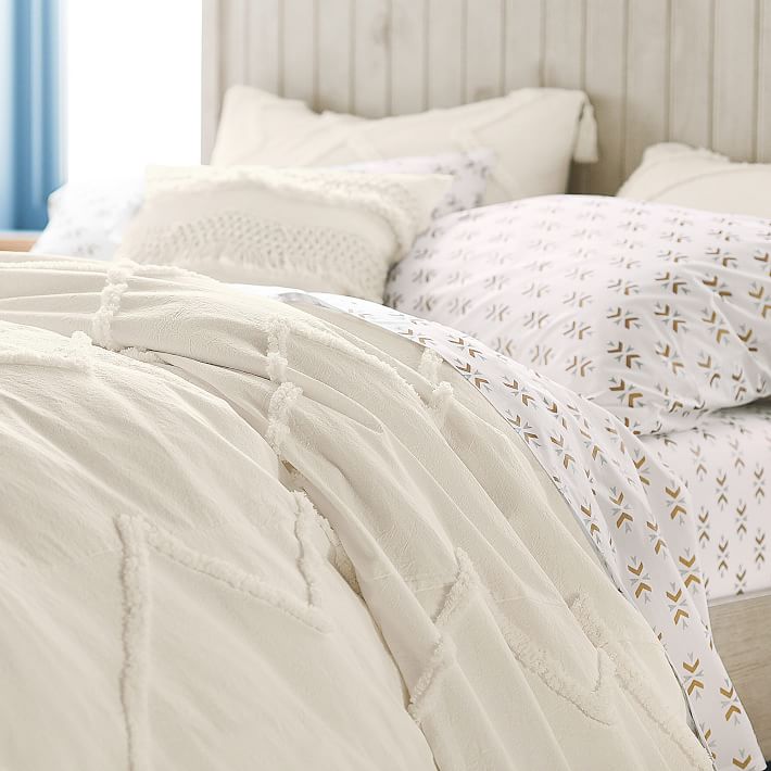 Ashlyn Tufted Organic Duvet Cover Queen thumbnail 2