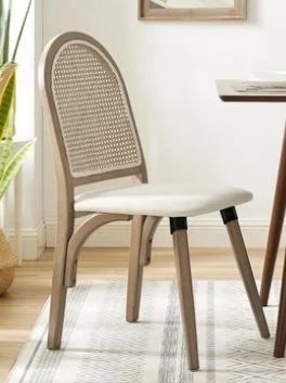 Customer_Rattan_Chair thumbnail 2