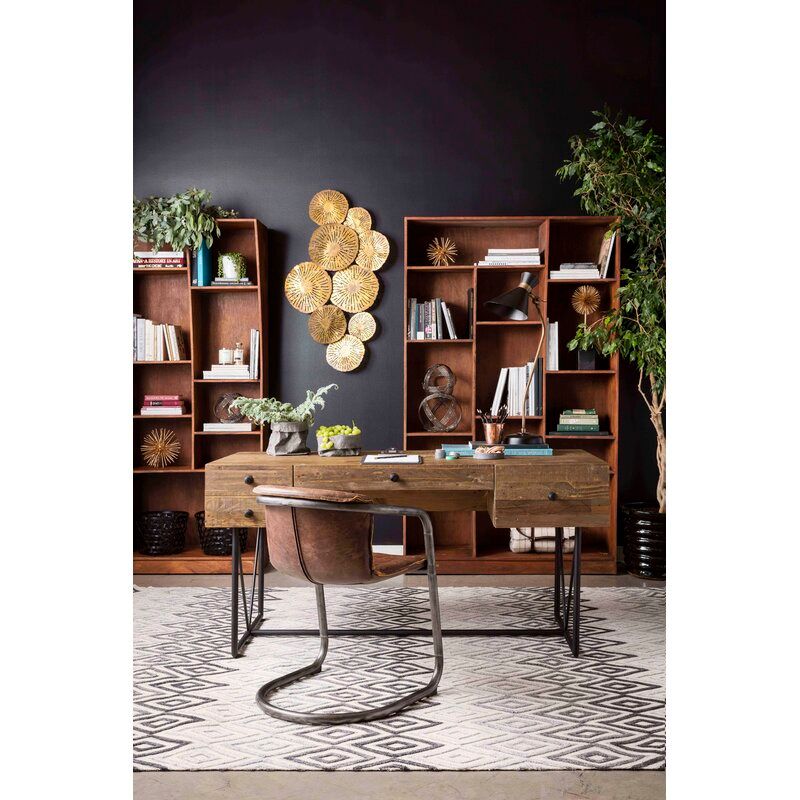 Round Metal Wall Decor thumbnail 3