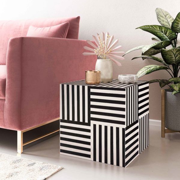 cube side table thumbnail 2
