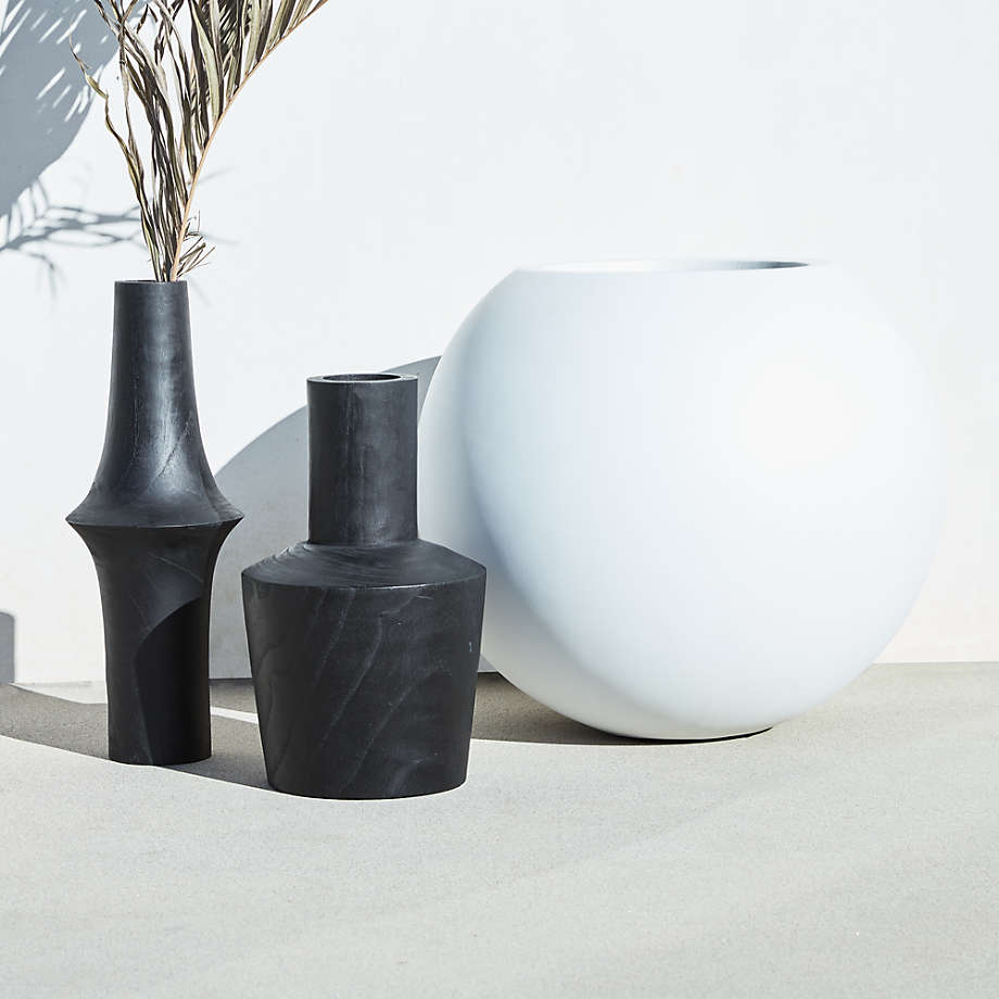 Arllon Medium Black Wood Vase thumbnail 4