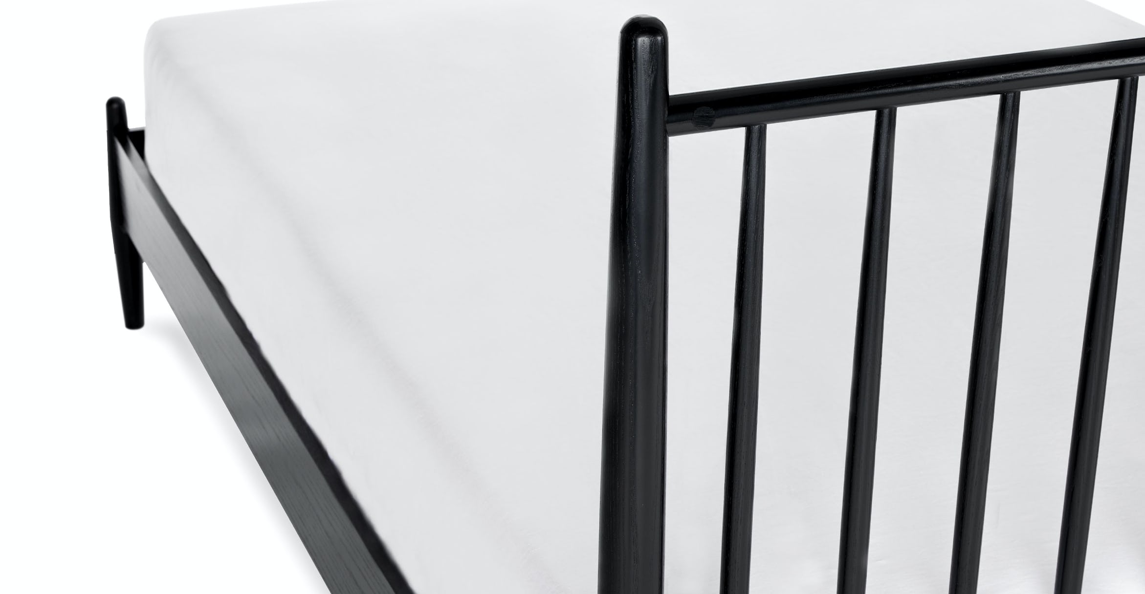 Lenia Black Ash Bed-King thumbnail 6