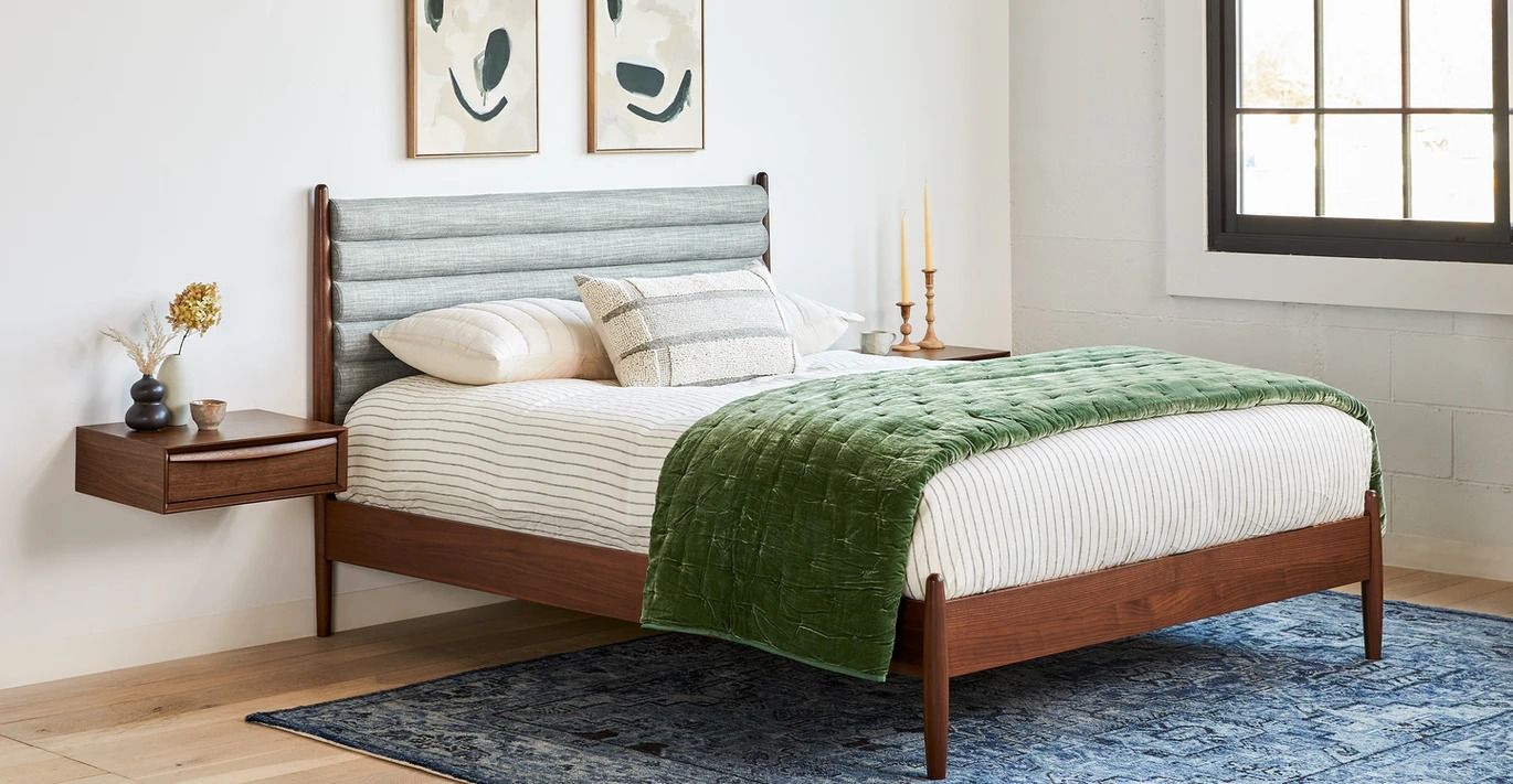 Lenia Pebble Gray Walnut Bed-Queen thumbnail 2