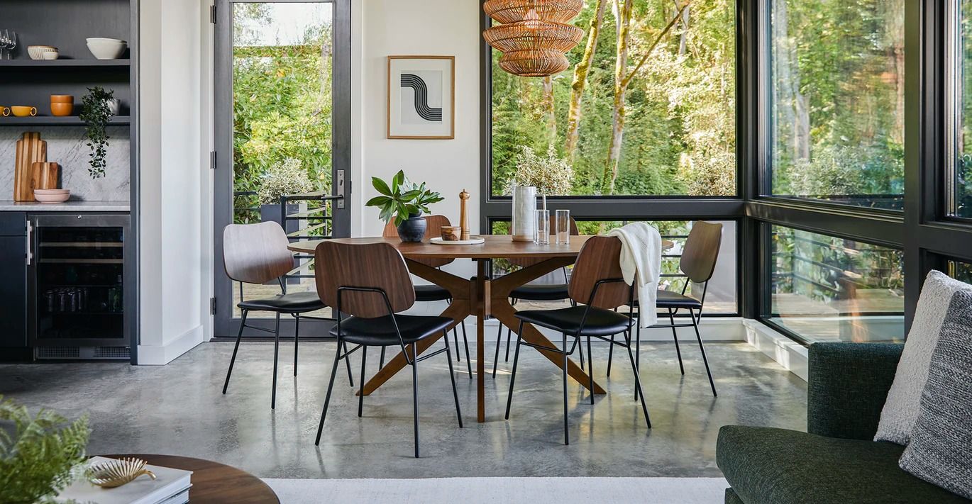 Conan Oval Dining Table thumbnail 2