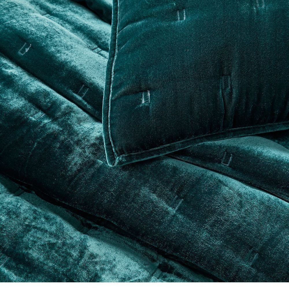 Lush Velvet Tack Stitch Quilt & Shams thumbnail 2