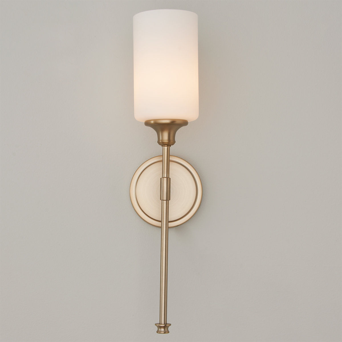Tracie Single Arm Classic Sconce thumbnail 3