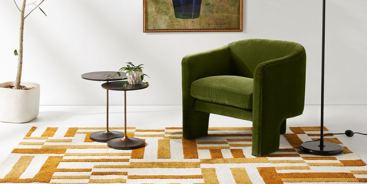 Effie Tripod Chair thumbnail 5