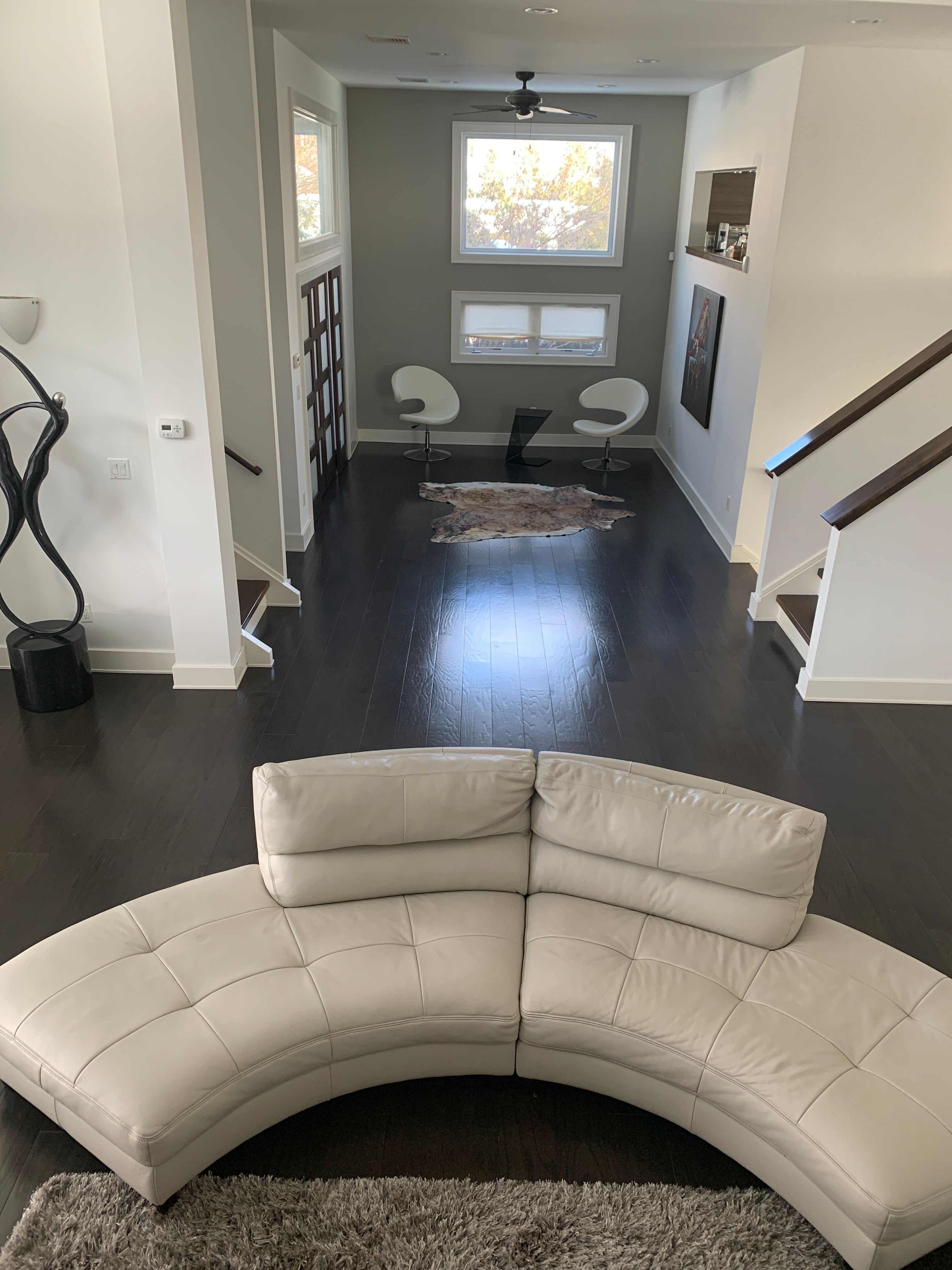 Customer_Semicircular_Sofa thumbnail 2