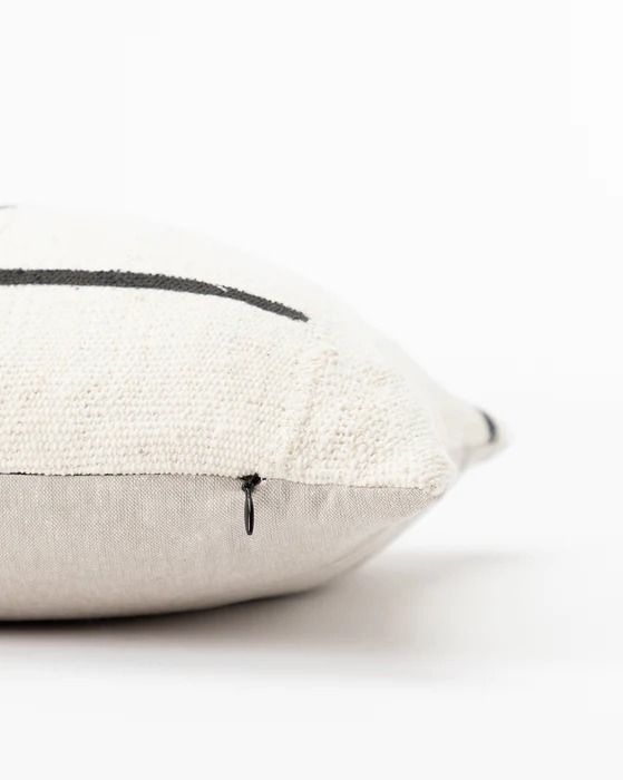Indu Pillow With Insert-20"x12" thumbnail 3