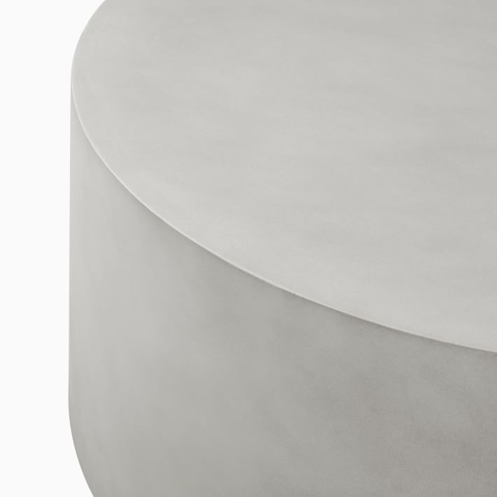 Volume Side Table Concrete cement thumbnail 3