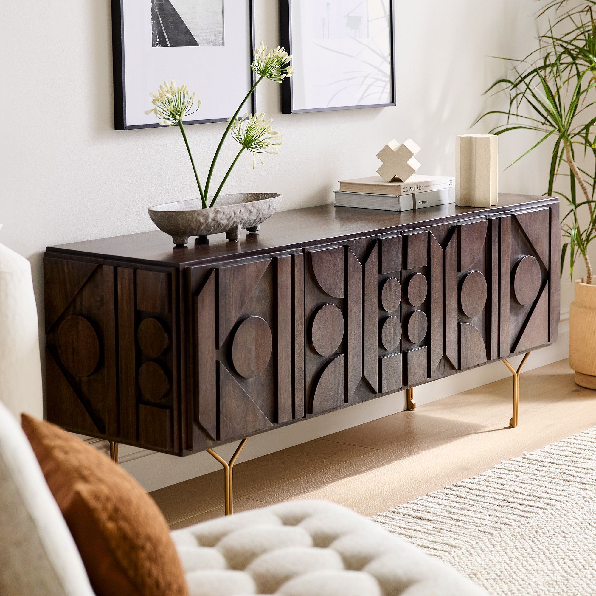 Pictograph Media Console thumbnail 6