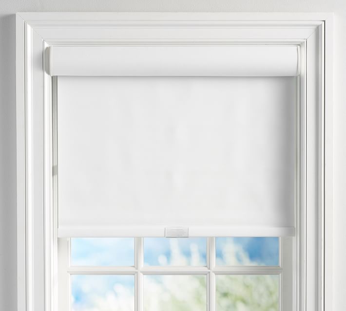 Bali Custom Cordless Blackout Roller Shade thumbnail 4