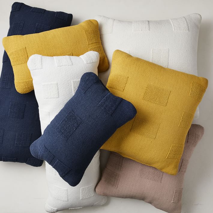 Outdoor Tufted Pillow With Insert-20"x20" thumbnail 3