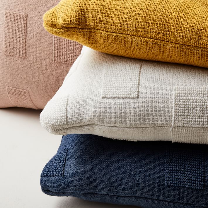 Outdoor Tufted Pillow With Insert-20"x20" thumbnail 4