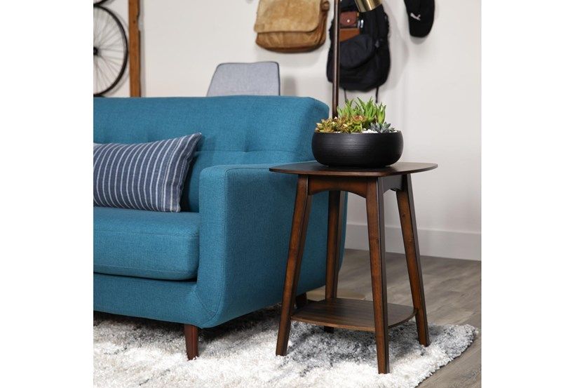 Rogers End Table thumbnail 2