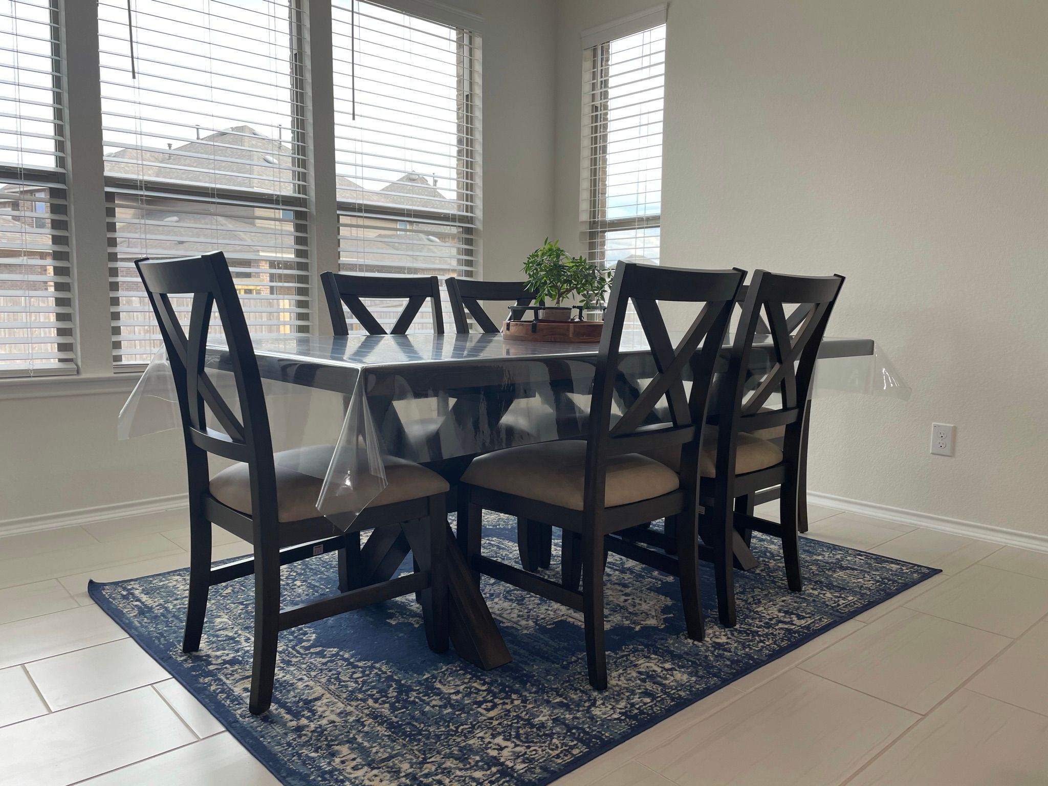 Dining_chair thumbnail 4