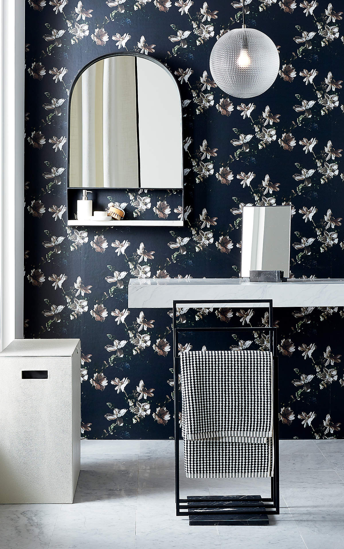 HUGH MIRROR WITH MARBLE SHELF thumbnail 4